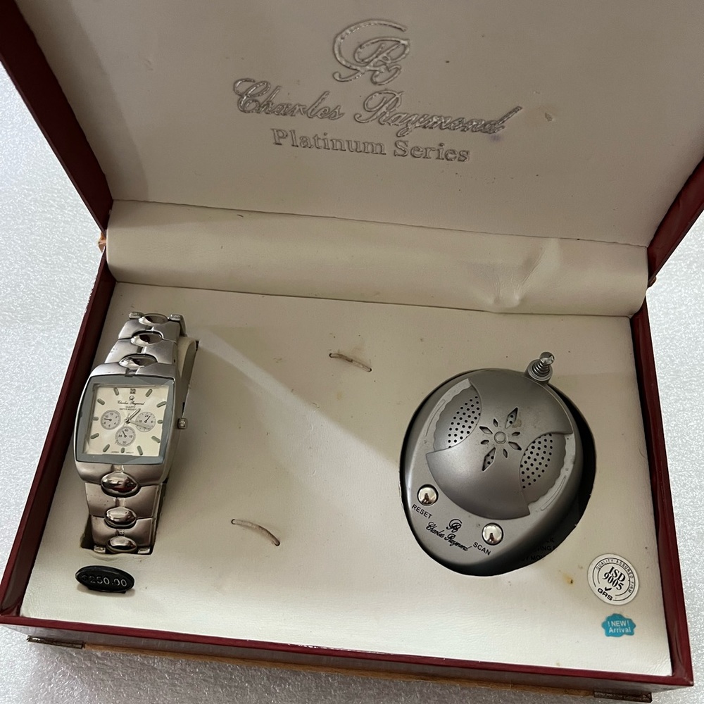 Charles Raymond Platinum Series brand watch like new in original box